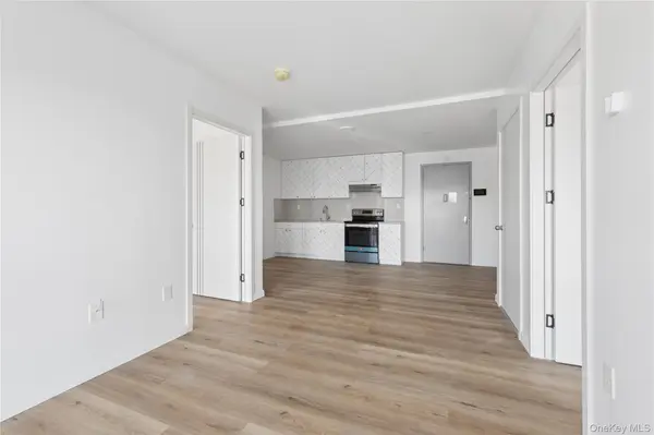 70-25 Queens BLVD #7J, Woodside, NY 11377