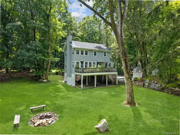 131 Douglas RD, Chappaqua, NY 10514