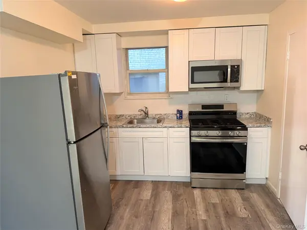 34-09 30th ST, Astoria, NY 11106