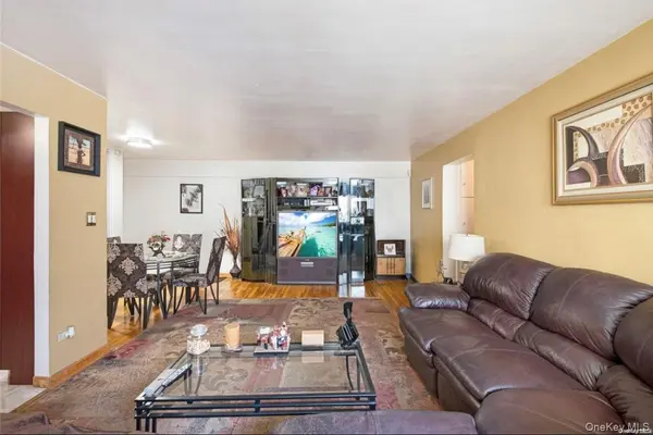 1275 E 51st Street #3B, Brooklyn, NY 11234