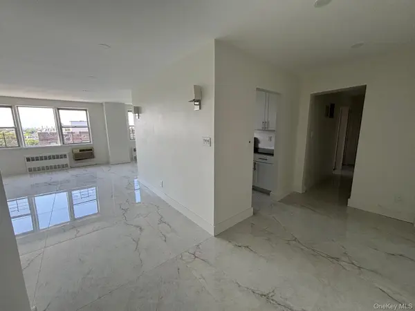 833 Central AVE #5B, Far Rockaway, NY 11691