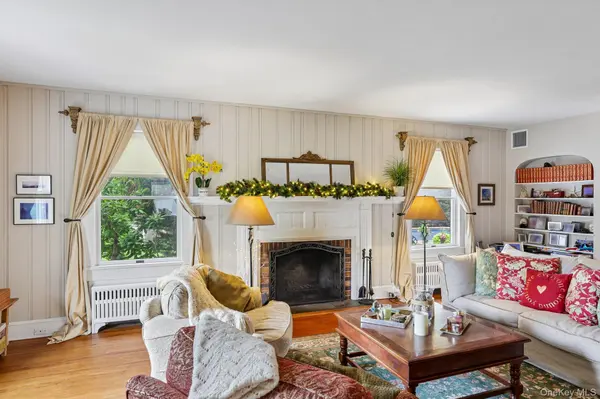 10 Boyd AVE, Bay Shore, NY 11706