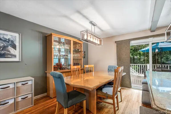 194 Missouri AVE, Bay Shore, NY 11706