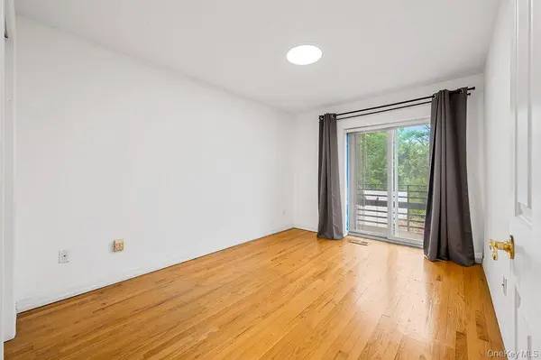 114-56 Taipei CT, College Point, NY 11356
