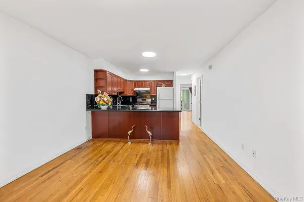 114-56 Taipei CT, College Point, NY 11356