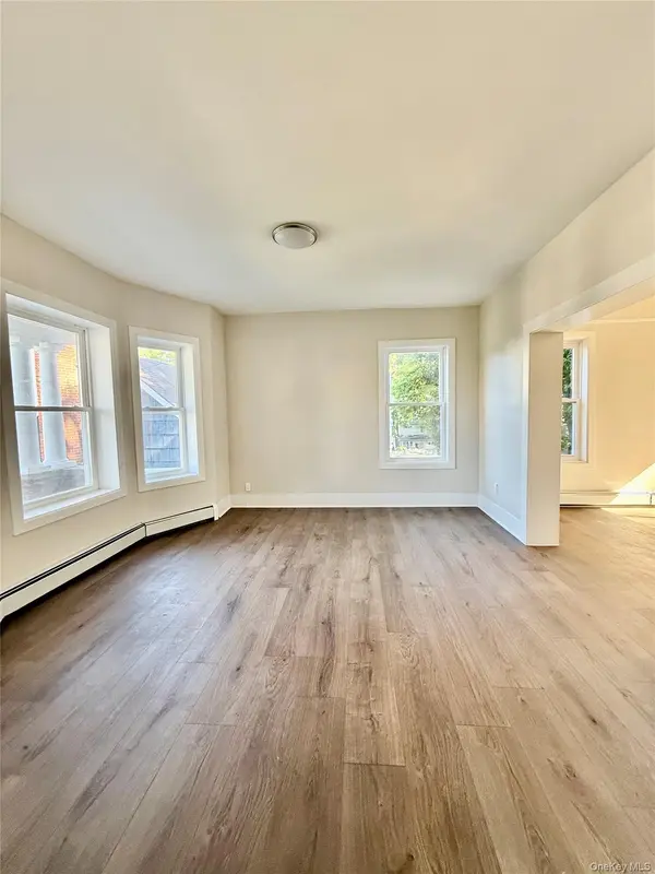 63 Highview AVE, Staten Island, NY 10301