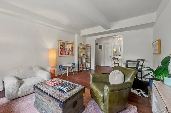 192 Garth Road #TM, Scarsdale, NY 10583