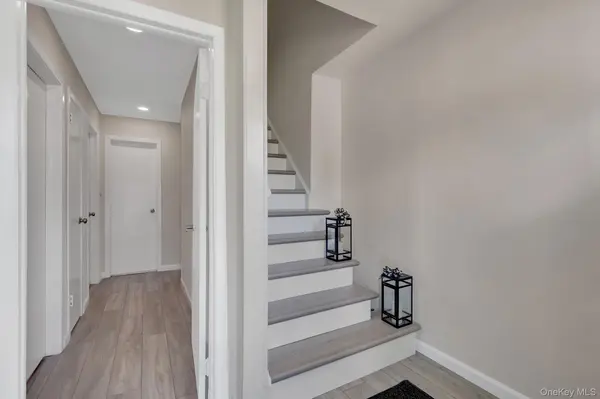 1602 Noble ST, East Meadow, NY 11554