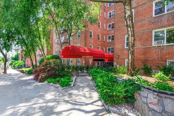 279 N Broadway #7A, Yonkers, NY 10701
