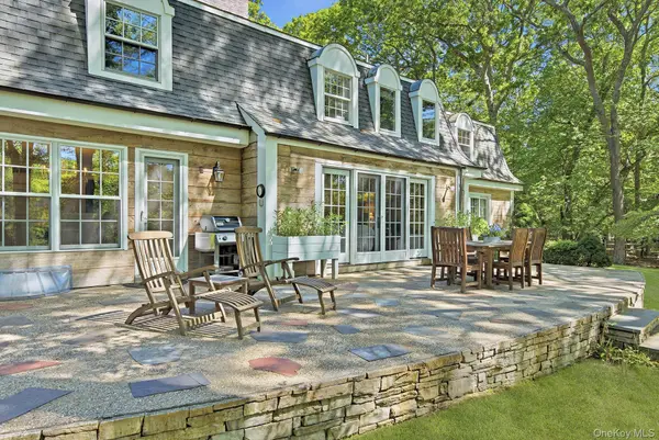 44 Georgica Close RD, East Hampton, NY 11937