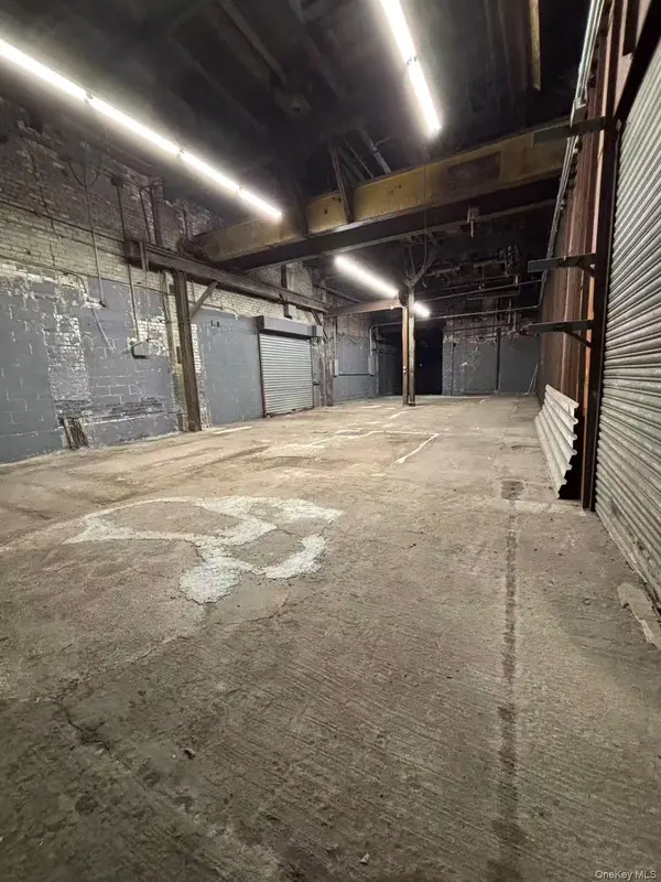 220 Stewart AVE, Brooklyn, NY 11237