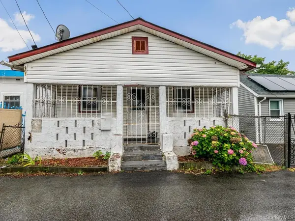 901 Harding PARK, Bronx, NY 10473