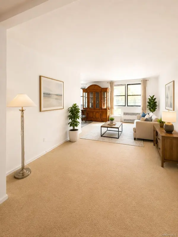 131-11 kew gardens RD #4H, Richmond Hill, NY 11418