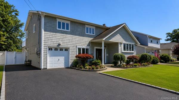 2534 Saw Mill RD, North Bellmore, NY 11710