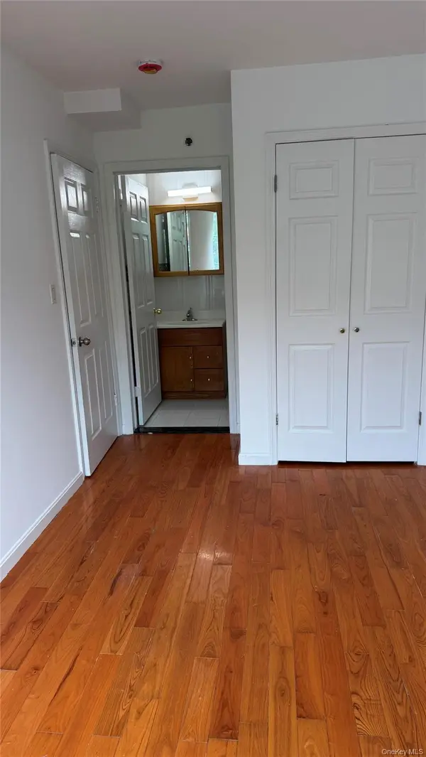Address not disclosed, Flushing, NY 11354