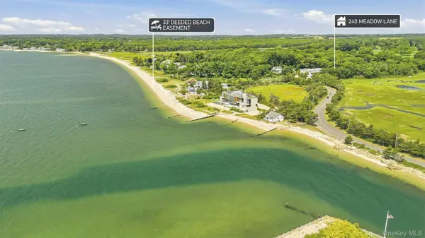 240 Meadow LN, Cutchogue, NY 11935