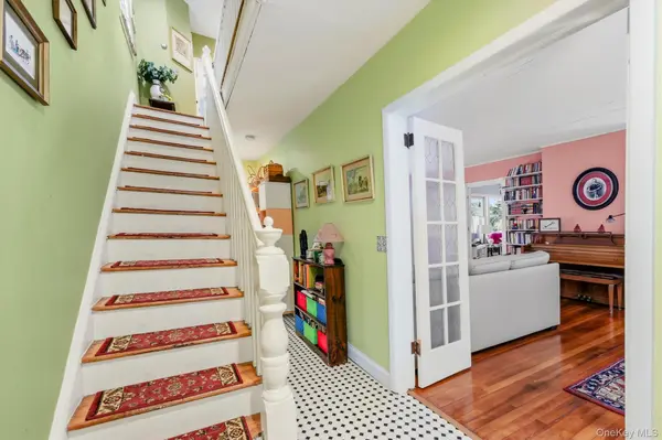 86 Balmville RD, Newburgh, NY 12550