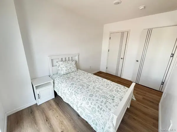 70-25 Queens BLVD #6H, Woodside, NY 11377