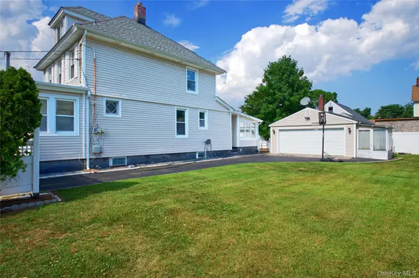 117 Walnut ST, West Hempstead, NY 11552