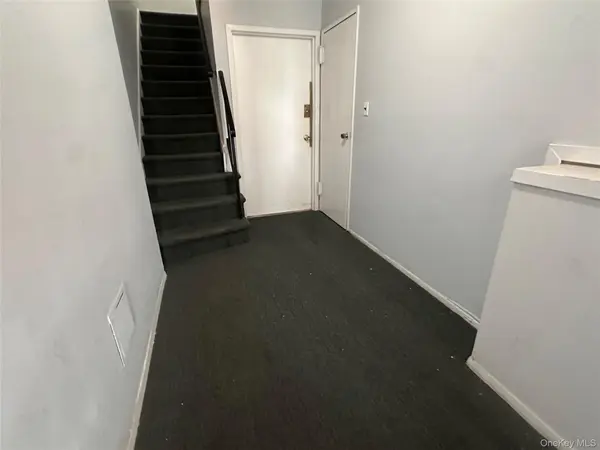 219-02 64 AVE #1A, Bayside, NY 11364