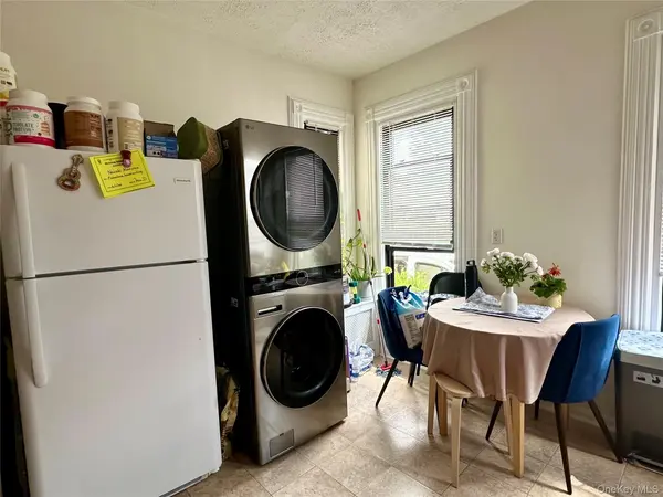 143 Fourth AVE, Pelham, NY 10803