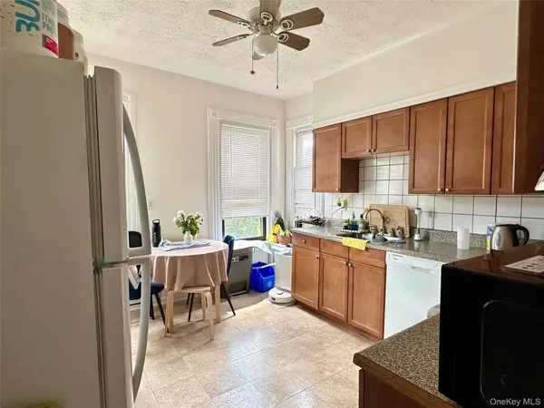 143 Fourth AVE, Pelham, NY 10803
