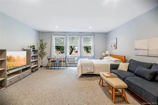 61 Maine AVE #F15, Rockville Centre, NY 11570