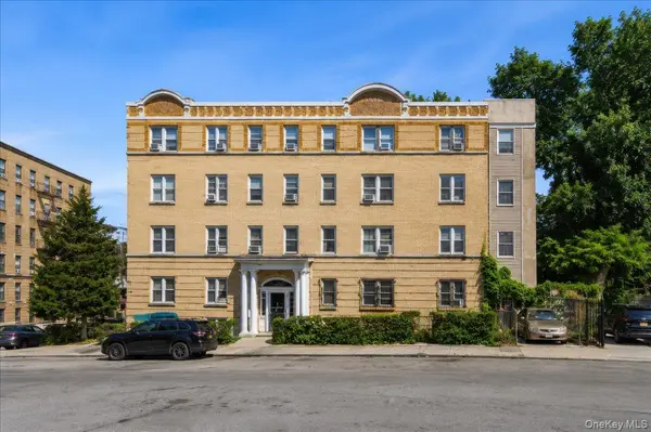 75 Saint Andrews PL, Yonkers, NY 10705