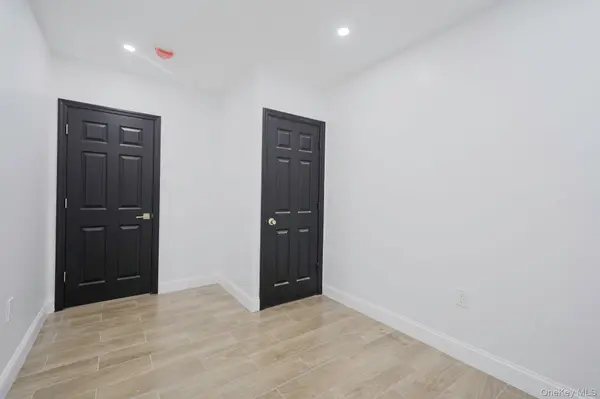 2775 Pond PL, Bronx, NY 10458