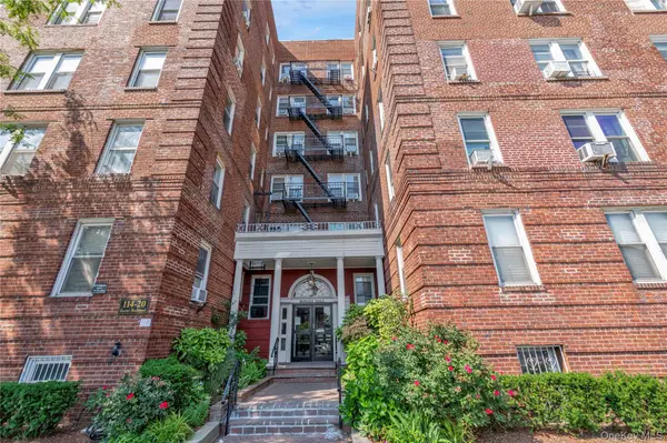 114-20 Queens BLVD #E9, Forest Hills, NY 11375