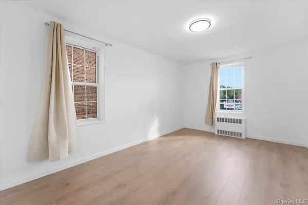 6393 Woodhaven BLVD #2F3, Rego Park, NY 11374