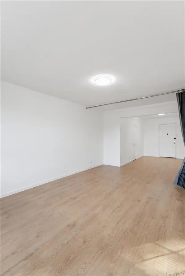 6393 Woodhaven BLVD #2F3, Rego Park, NY 11374