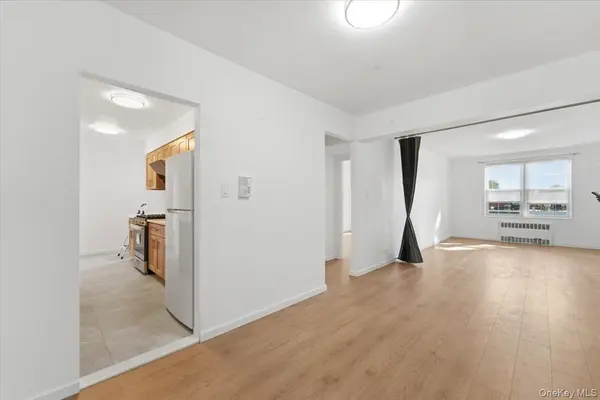 6393 Woodhaven BLVD #2F3, Rego Park, NY 11374