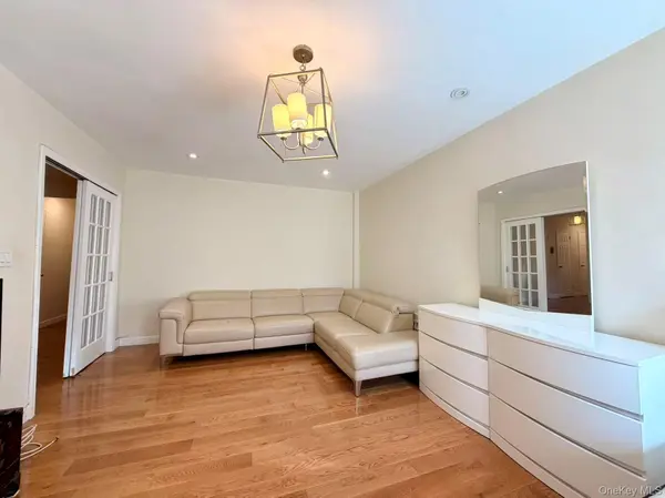 85-14 Broadway #3L, Elmhurst, NY 11373