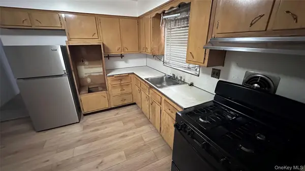10324 121st ST, Richmond Hill, NY 11419