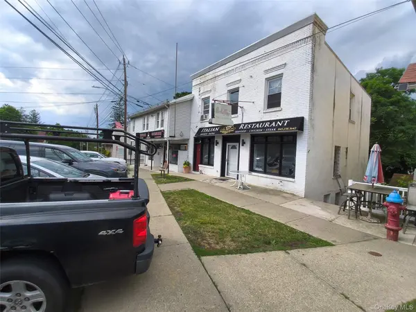 4 N Main ST, Harriman, NY 10926