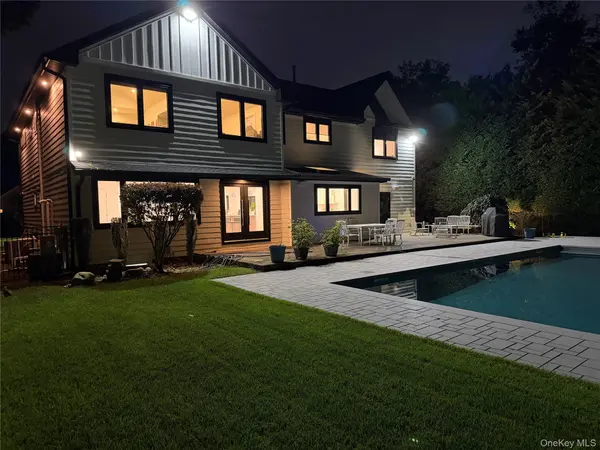 43 Marian LN, Jericho, NY 11753