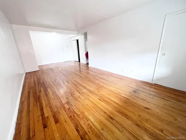 38-25 Parsons BLVD #5A, Flushing, NY 11354