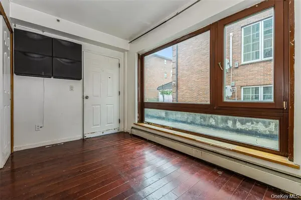 57-35A Lawrence ST ##1, Flushing, NY 11355