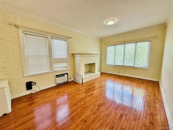 2879 Harrington AVE, Bronx, NY 10461