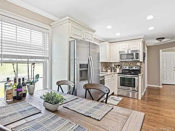 209 CAROL LN, Fishkill, NY 12524