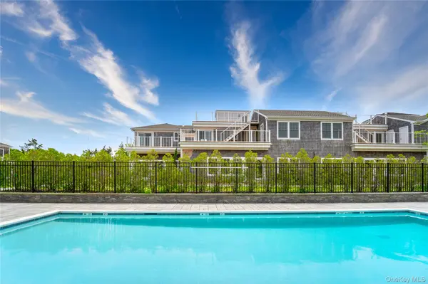68 Foster AVE #3, Hampton Bays, NY 11946