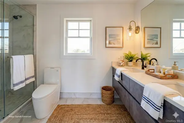68 Foster AVE #3, Hampton Bays, NY 11946