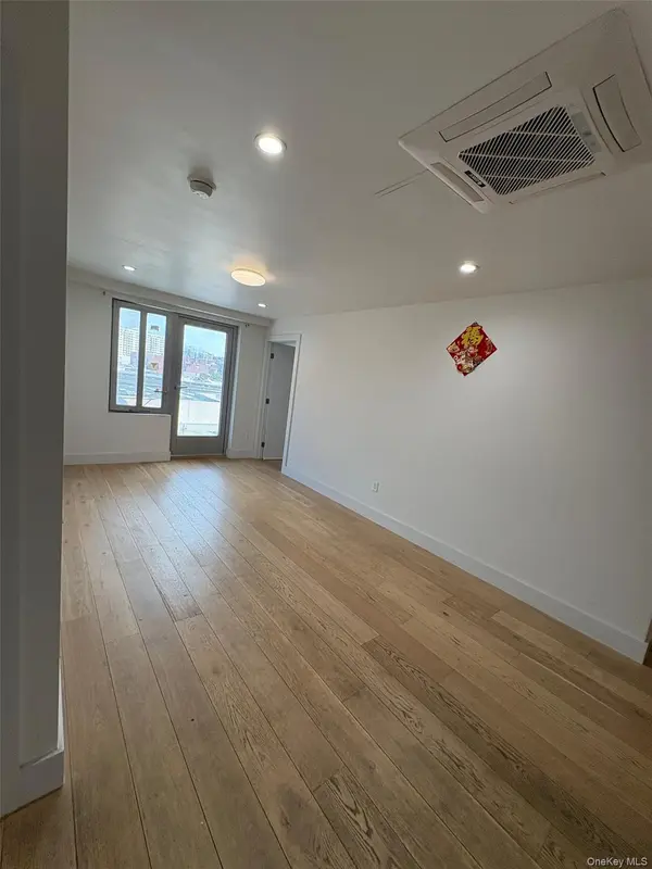 131-19 Fowler AVE #7C, Flushing, NY 11355