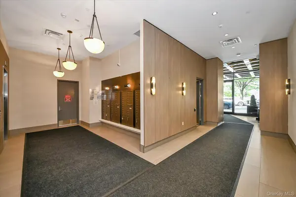 107-06 Queens BLVD #8D, Forest Hills, NY 11375