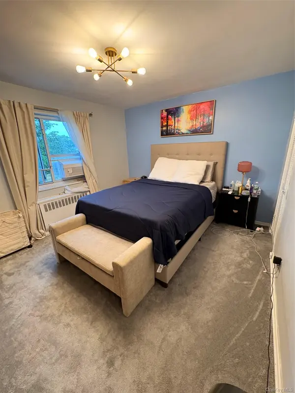 226-01 Hillside AVE #52, Queens Village, NY 11427