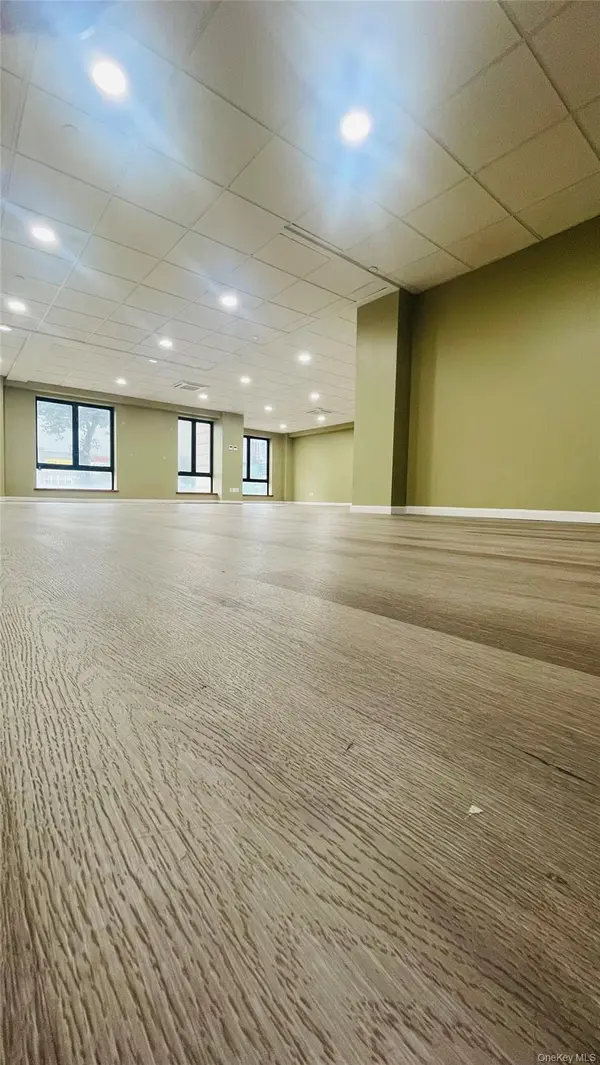 13517 Northern BLVD #2C, Flushing, NY 11354