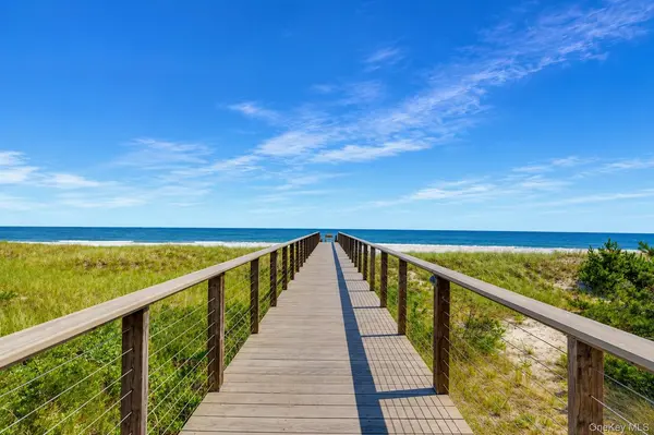 585 Dune RD #A-21, Westhampton Beach, NY 11978