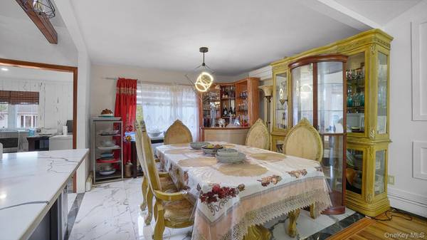 2694 Dorothy ST, Bellmore, NY 11710