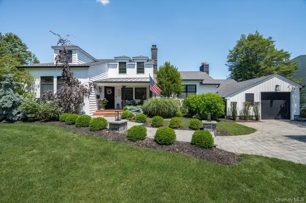 131 Fairview RD,  Massapequa,  NY 11758